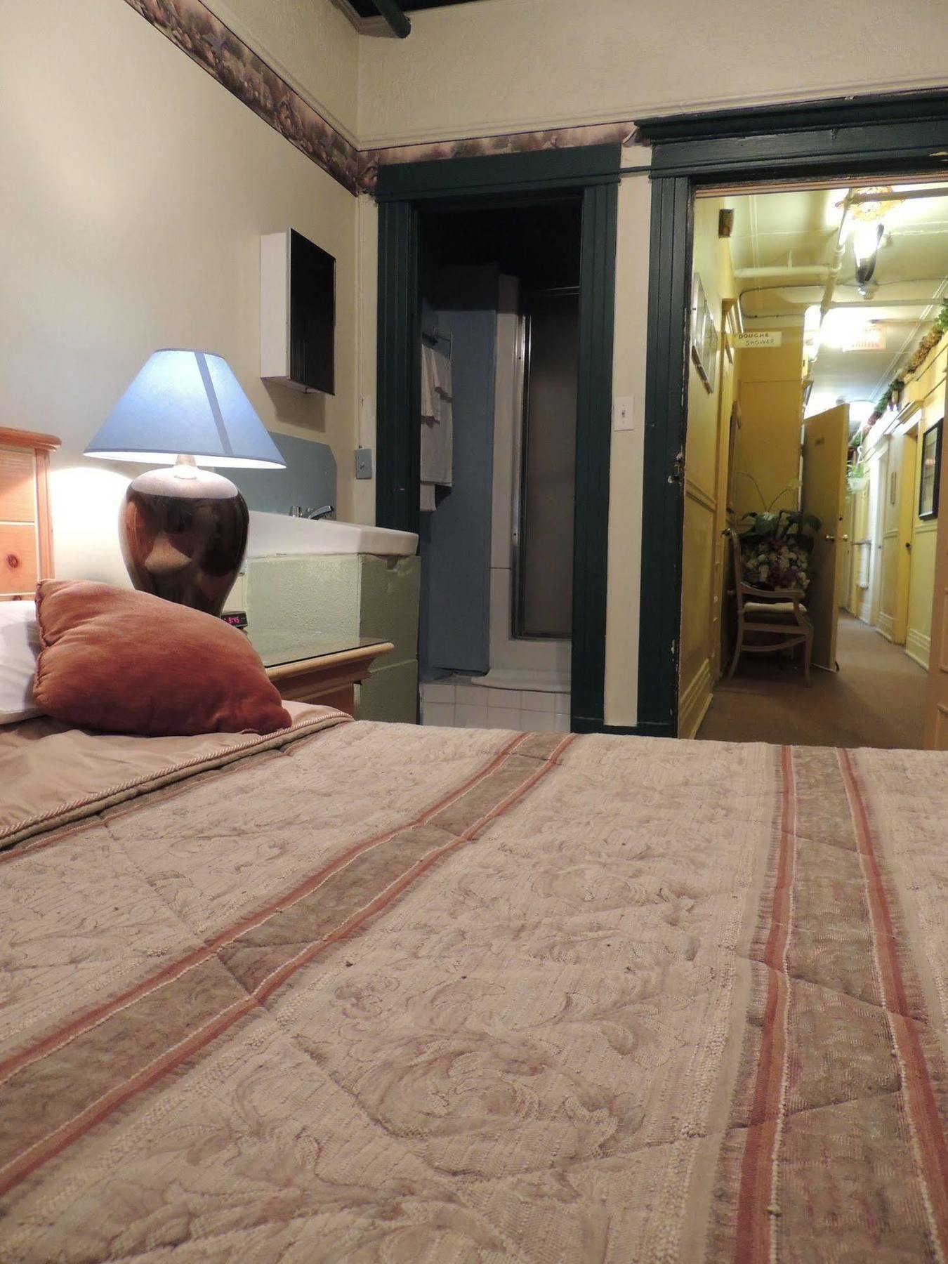 Hotel Arena Palace Montreal Ngoại thất bức ảnh